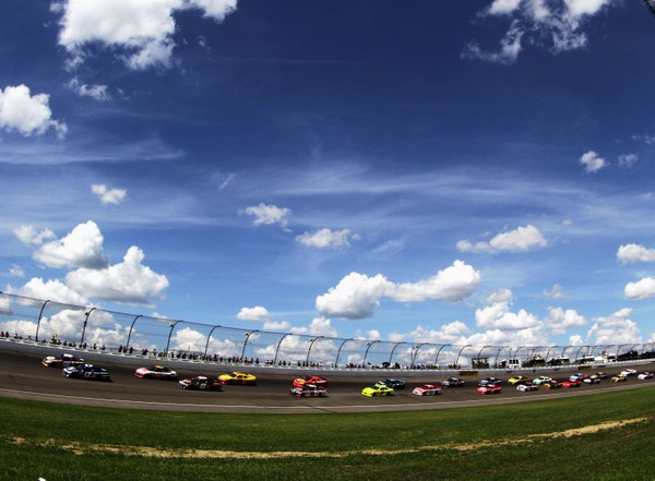 Jack Roush wins again, this time with Greg Biffle. So maybe the championship tide is finally turning