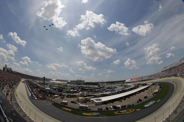 Jimmie Johnson had a rocking good time at Dover, but everyone else, well that's a different story