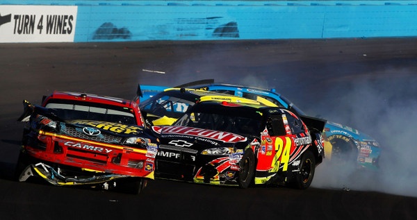 Jimmie Johnson crashes, Brad Keselowski takes commanding lead in NASCAR championship chase, in a wild, wild Phoenix finish