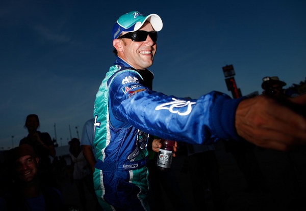 Matt Kenseth wins the Daytona pole, and NASCAR busts Tony Stewart