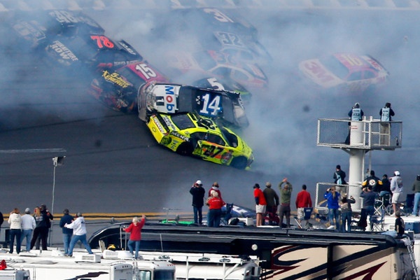 Dale Earnhardt Jr. shows a lot of guts to put himself on the bench, in the heart of the championship playoffs